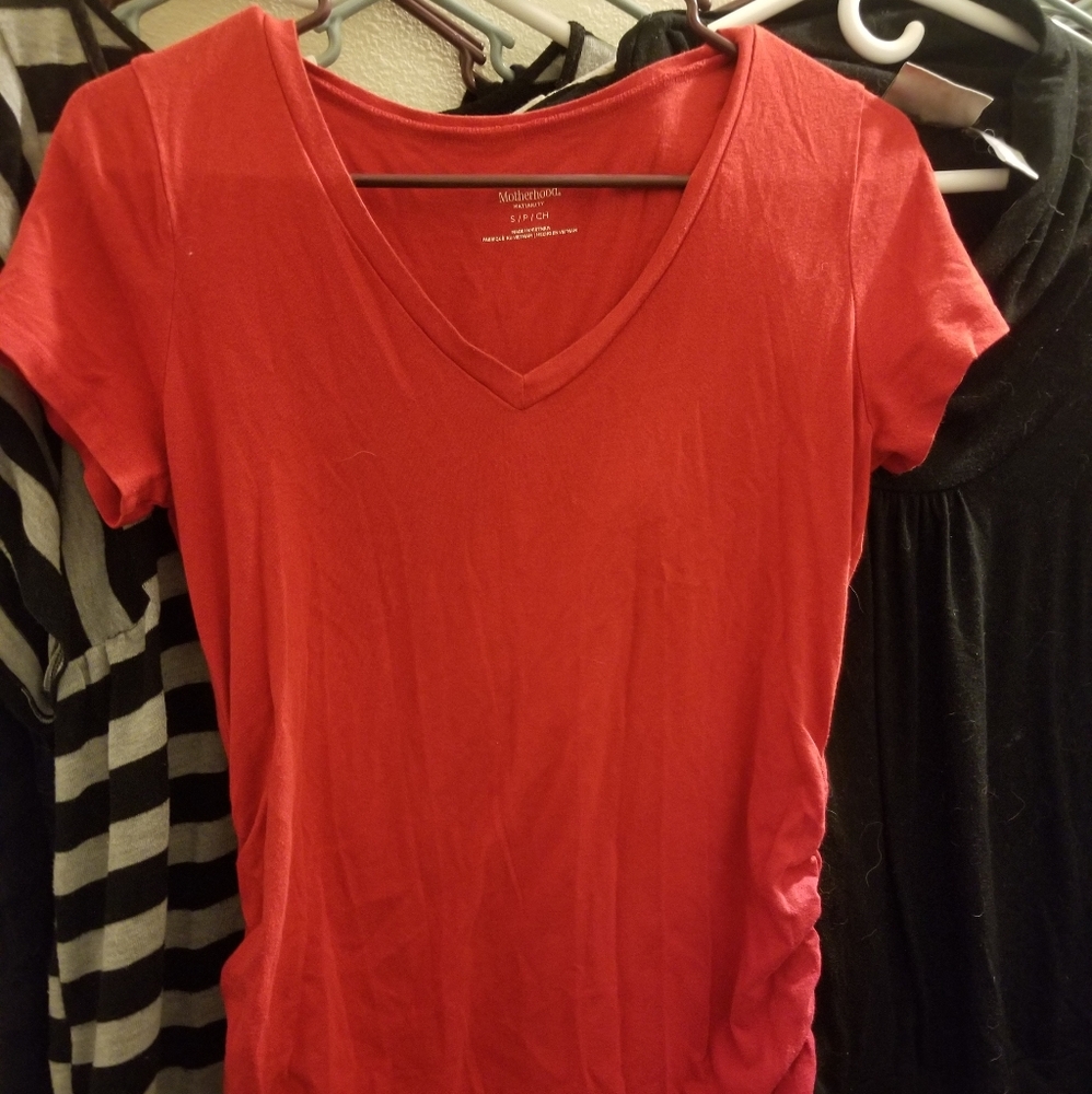 Size small red motherhood maternity cotton tee